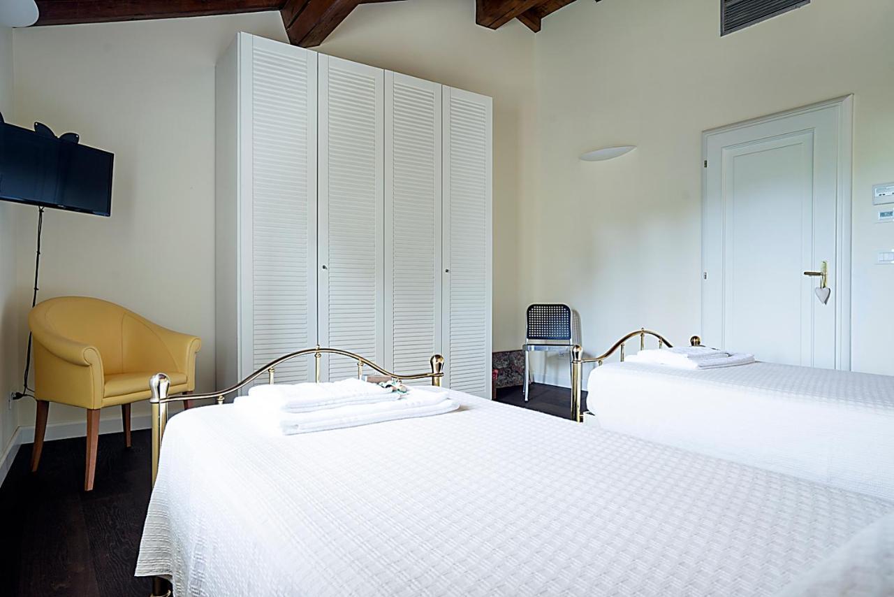 Villa Casetti B&B Fontanelice Екстериор снимка